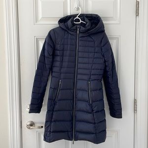 Lululemon Down jacket (size 6)